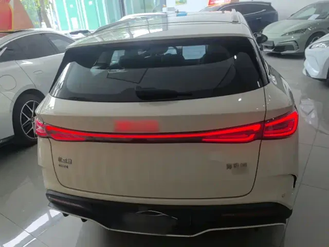 BYD Seal 06 DM-i Touring — Фото автомобиля 5