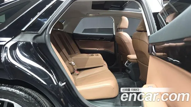 Hyundai Grandeur GN7 — Фото автомобиля 17