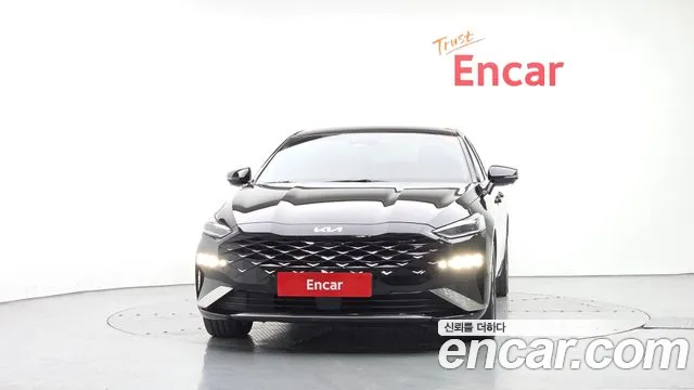 Kia K8 — Фото автомобиля 3