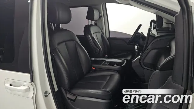 Hyundai Staria Staria Карго 5 мест — Фото автомобиля 11
