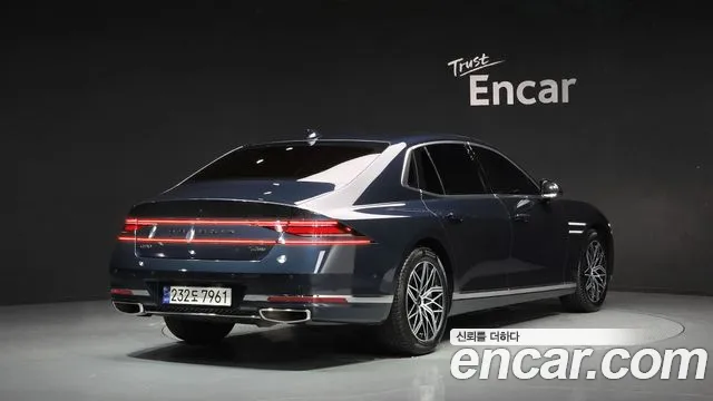 Genesis G90 Бензин 3.5 турбо AWD — Фото автомобиля 2