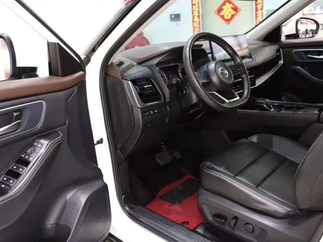 Nissan X-Trail — Фото автомобиля 9