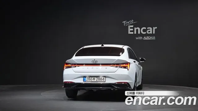Hyundai Avante — Фото автомобиля 4
