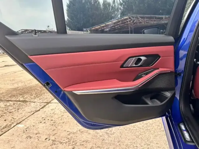 BMW 3 Series — Фото автомобиля 15