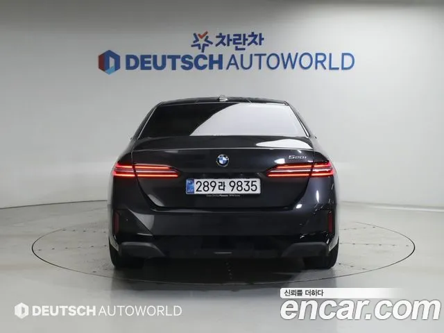 BMW 5-Series — Фото автомобиля 4