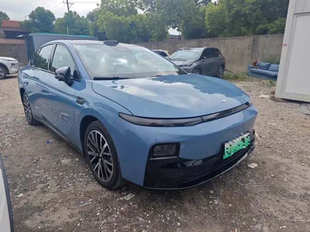 Leapmotor B01 — Фото автомобиля 3