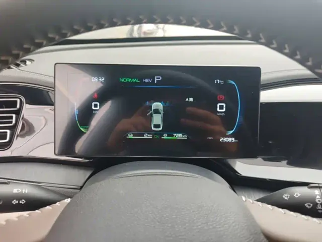 BYD Qin PLUS — Фото автомобиля 11