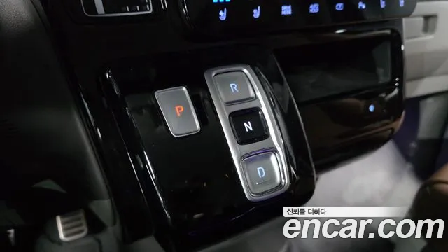 Hyundai Staria — Фото автомобиля 12
