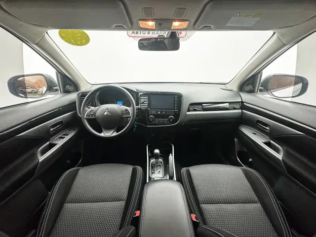 Mitsubishi Outlander — Фото автомобиля 20
