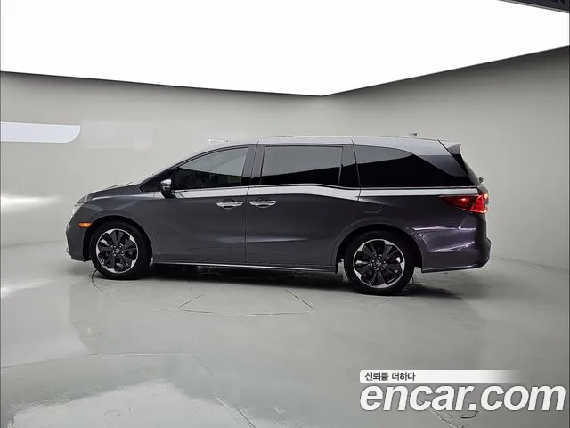 Honda Odyssey — Фото автомобиля 5