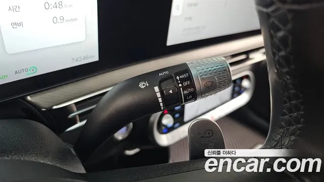 Genesis GV60 — Фото автомобиля 28