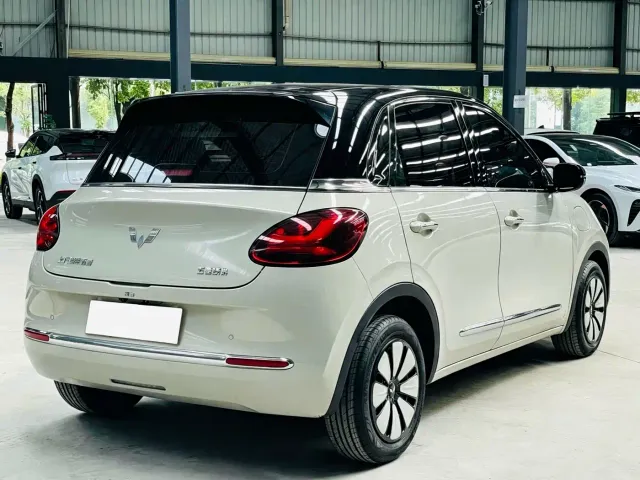Wuling Bingo — Фото автомобиля 4