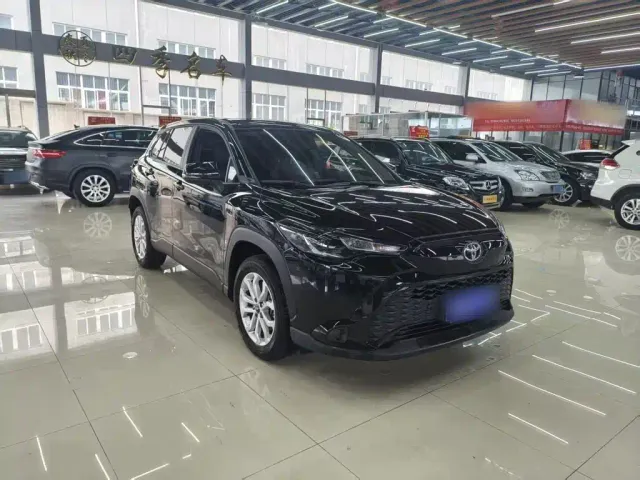 Toyota Frontlander — Фото автомобиля 3