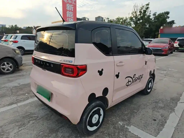Wuling Hongguang Mini EV — Фото автомобиля 6