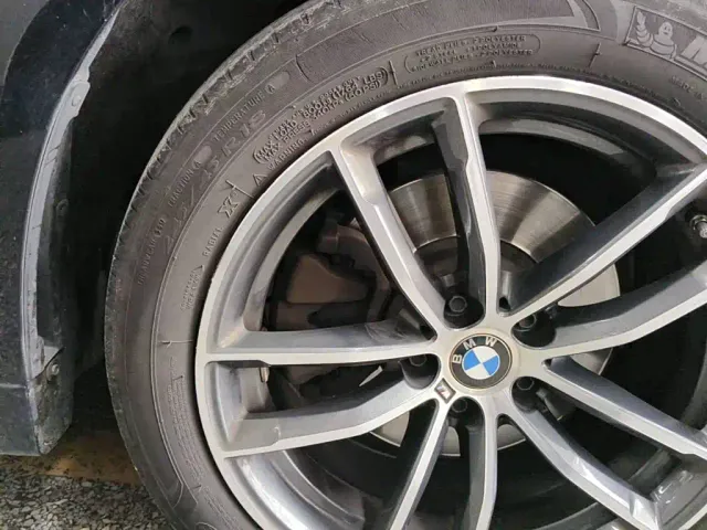 BMW 5 Series — Фото автомобиля 7