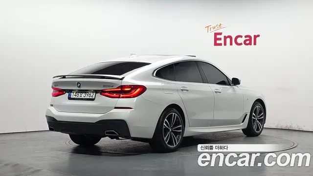 BMW Gran Turismo — Фото автомобиля 2