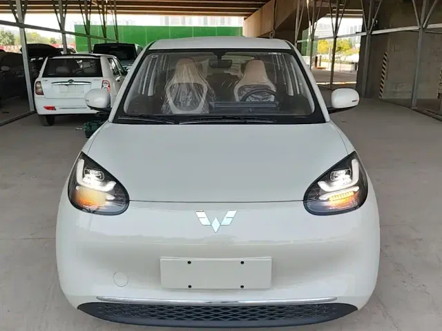 Wuling Bingo — Фото автомобиля 2