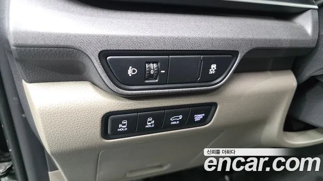 Kia Carnival 4th Gen — Фото автомобиля 28
