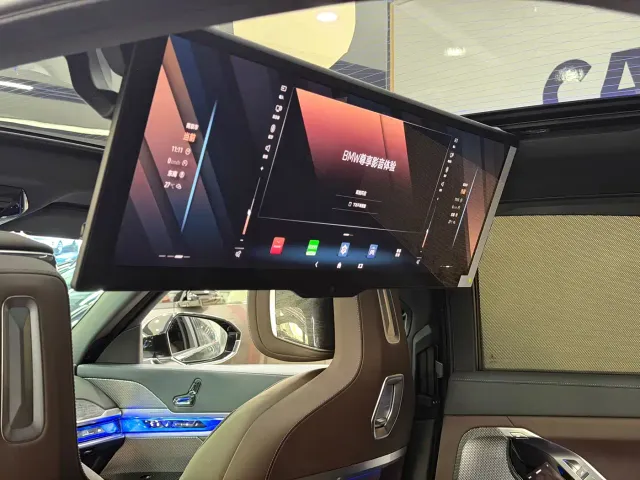 BMW 7 Series — Фото автомобиля 9