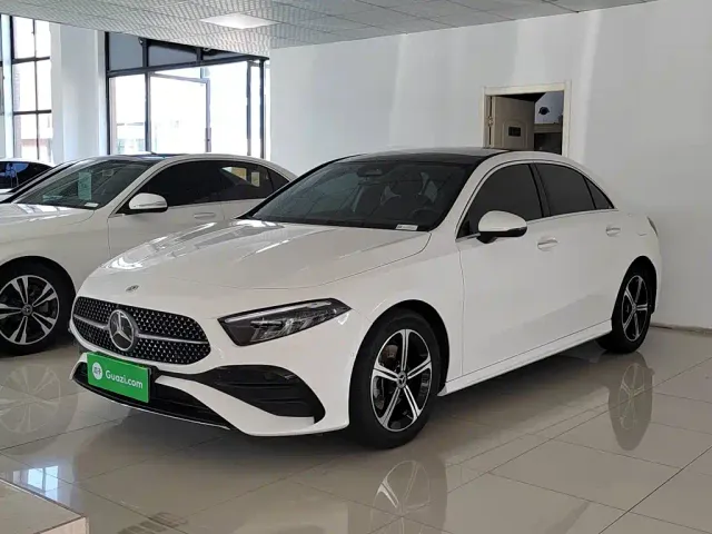 Фотография автомобиля — Mercedes-Benz A-Class