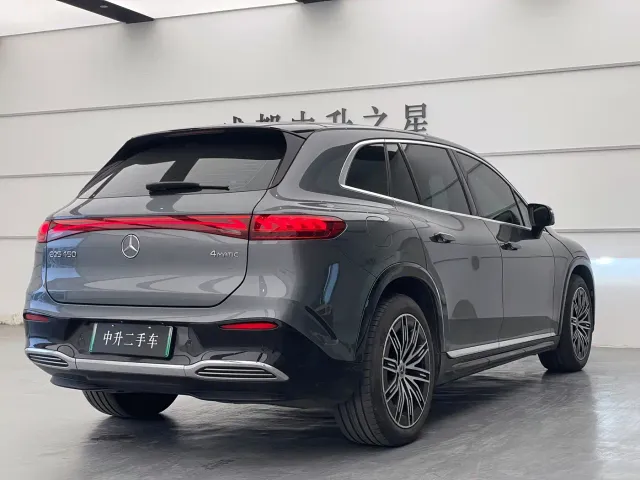 Mercedes-Benz EQS SUV — Фото автомобиля 15
