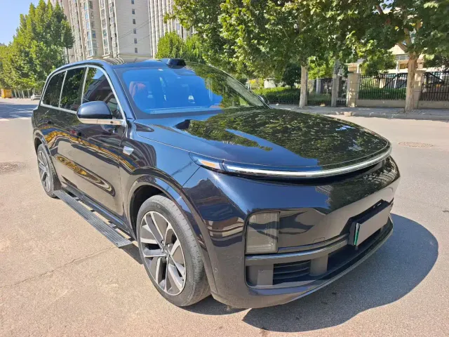 Фотография автомобиля — Li Auto L9