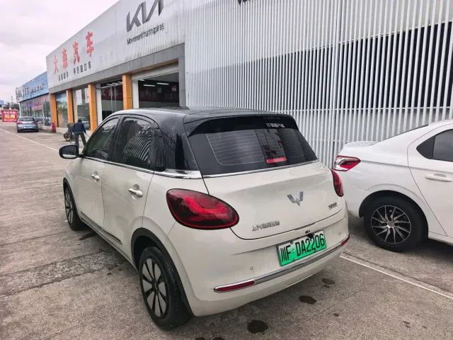 Wuling Bingo — Фото автомобиля 2