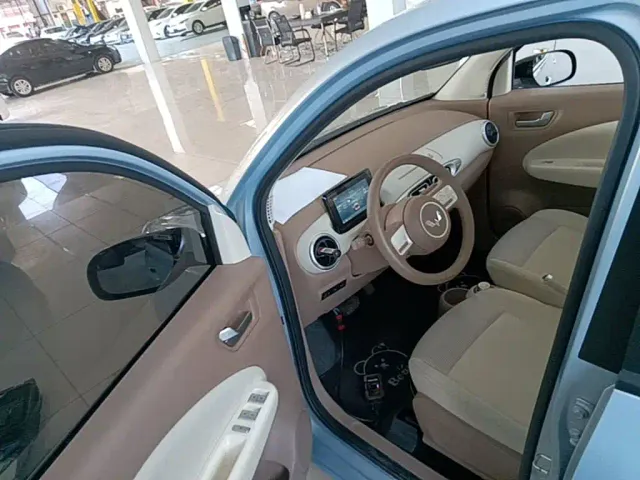 Wuling Hongguang Mini EV — Фото автомобиля 15