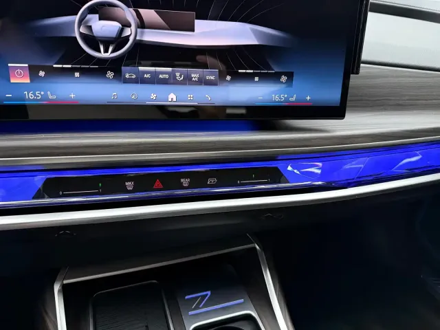 BMW 7 Series — Фото автомобиля 7