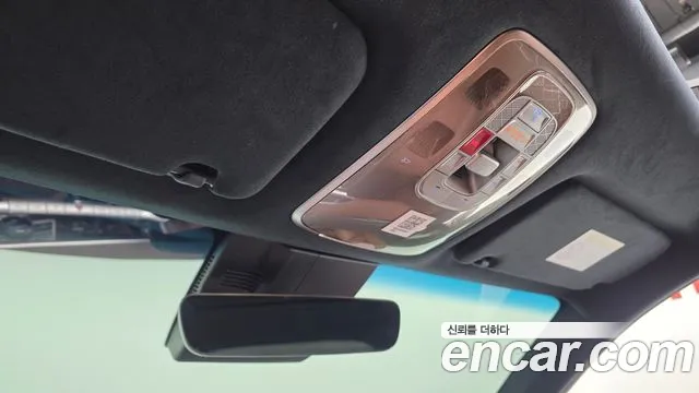 Genesis GV70 — Фото автомобиля 15