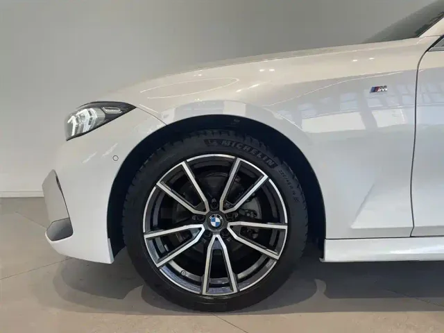 BMW 3 Series — Фото автомобиля 18