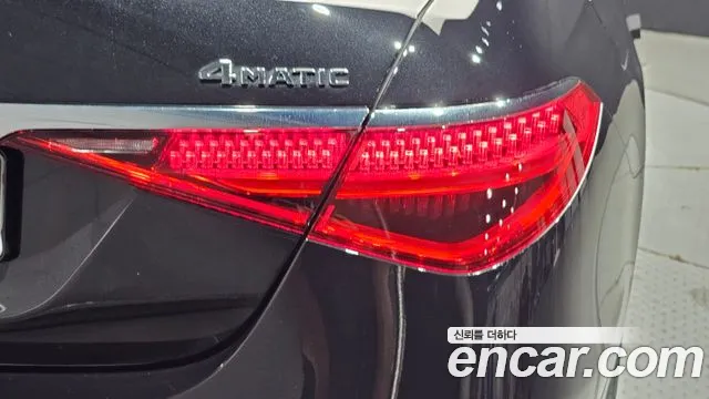 Mercedes-Benz S-Class — Фото автомобиля 22