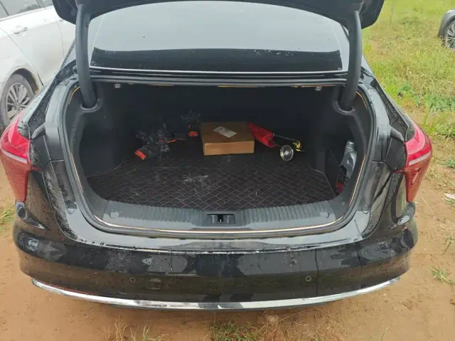 Hongqi H5 — Фото автомобиля 4