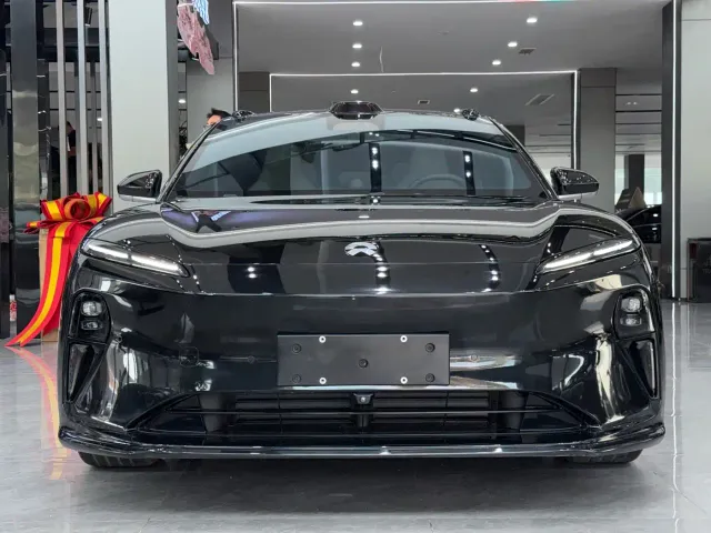 Nio ET5 Touring — Фото автомобиля 2