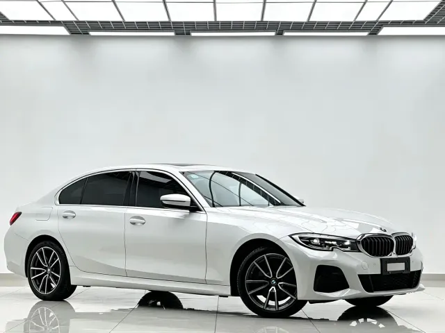 BMW BMW 3 Series 2022 320Li M Sport Package — Фото автомобиля 2