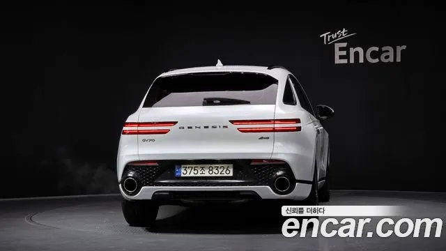 Genesis GV70 2.5T Бензин AWD — Фото автомобиля 4