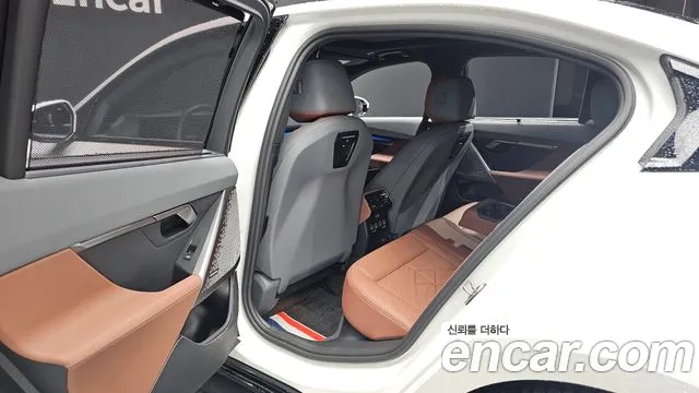 BMW 5-Series 5 серия (G60) 530i xDrive M Sport — Фото автомобиля 12