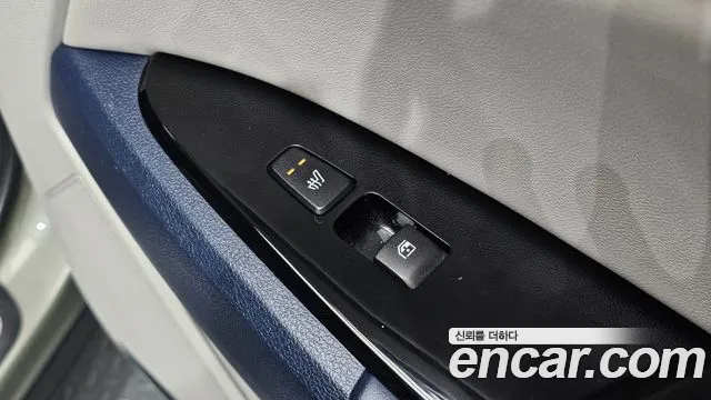 Kia Sportage Sportage 5-е поколение Дизель 2.0 4WD — Фото автомобиля 17