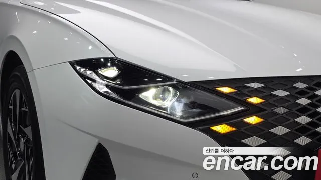 Hyundai Grandeur (New) Hybrid — Фото автомобиля 7