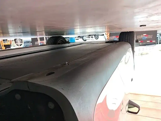 Tesla Model Y — Фото автомобиля 21