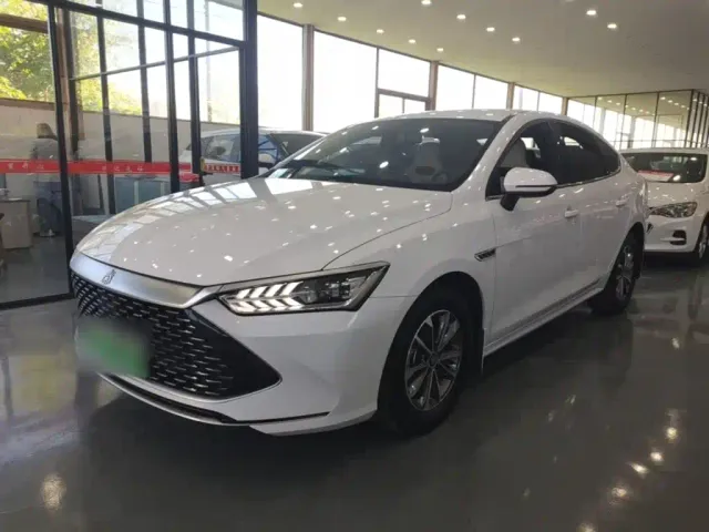 Фотография автомобиля — BYD Qin PLUS