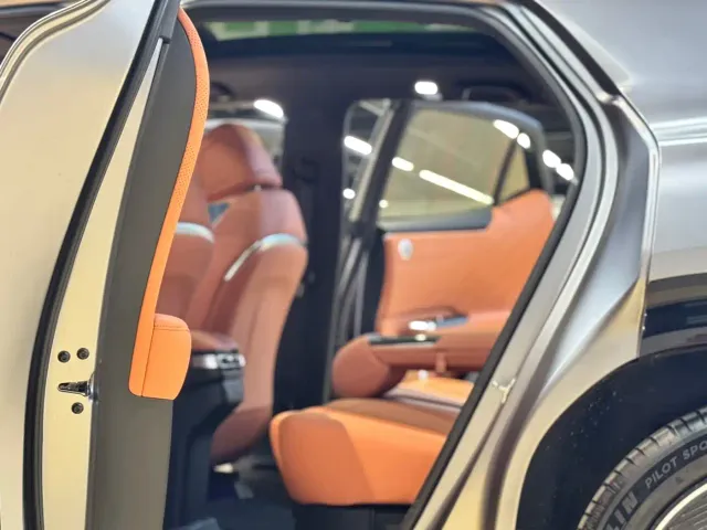 Changan Qiyuan E07 — Фото автомобиля 18