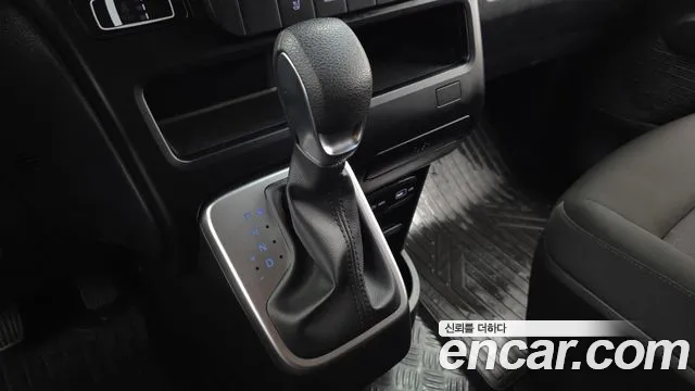 Hyundai Staria — Фото автомобиля 12