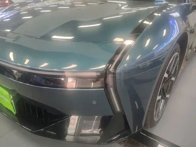 Xpeng P7 — Фото автомобиля 23