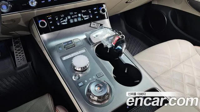 Genesis GV70 3.5T Бензин 2WD — Фото автомобиля 9