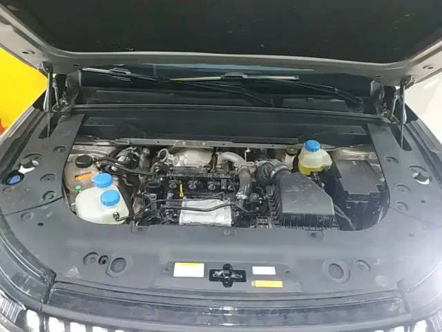 Dongfeng eπ 008 — Фото автомобиля 19