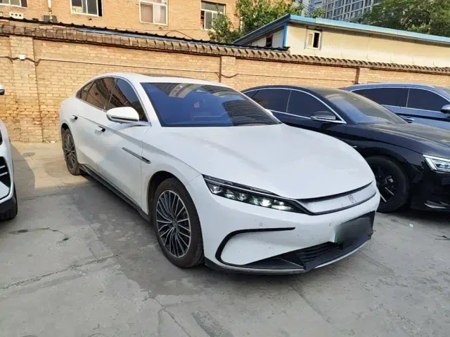 BYD Han — Фото автомобиля 3