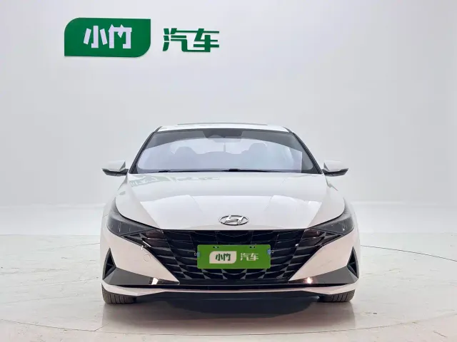 Hyundai Elantra — Фото автомобиля 2