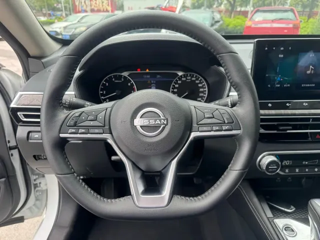 Nissan Teana — Фото автомобиля 20