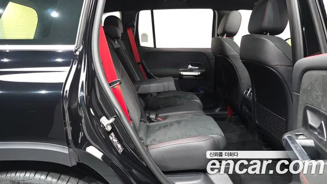 Mercedes-Benz GLB-Class — Фото автомобиля 11